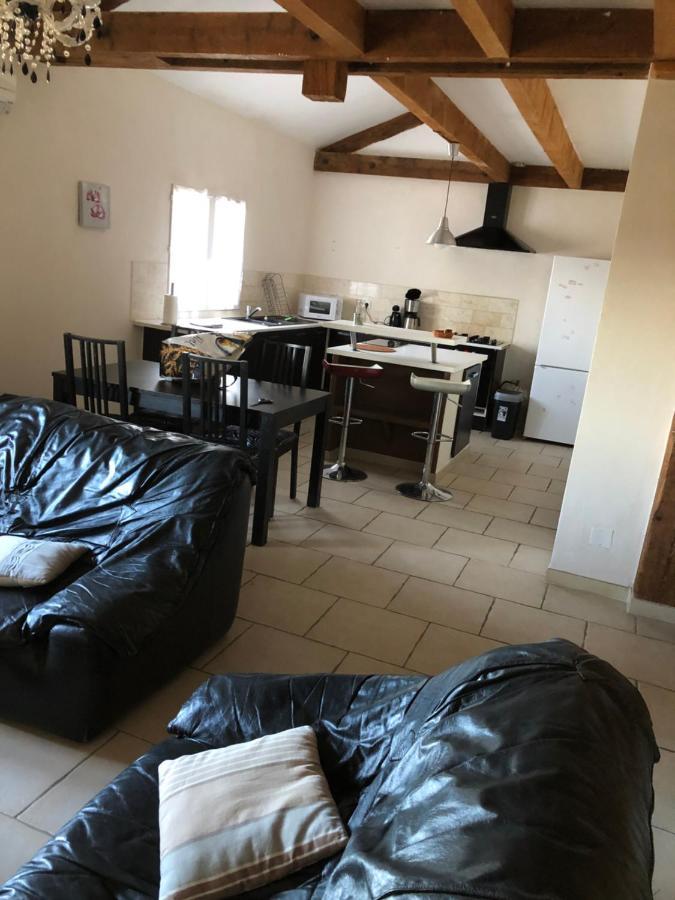 Le Verso Narbonne Luaran gambar