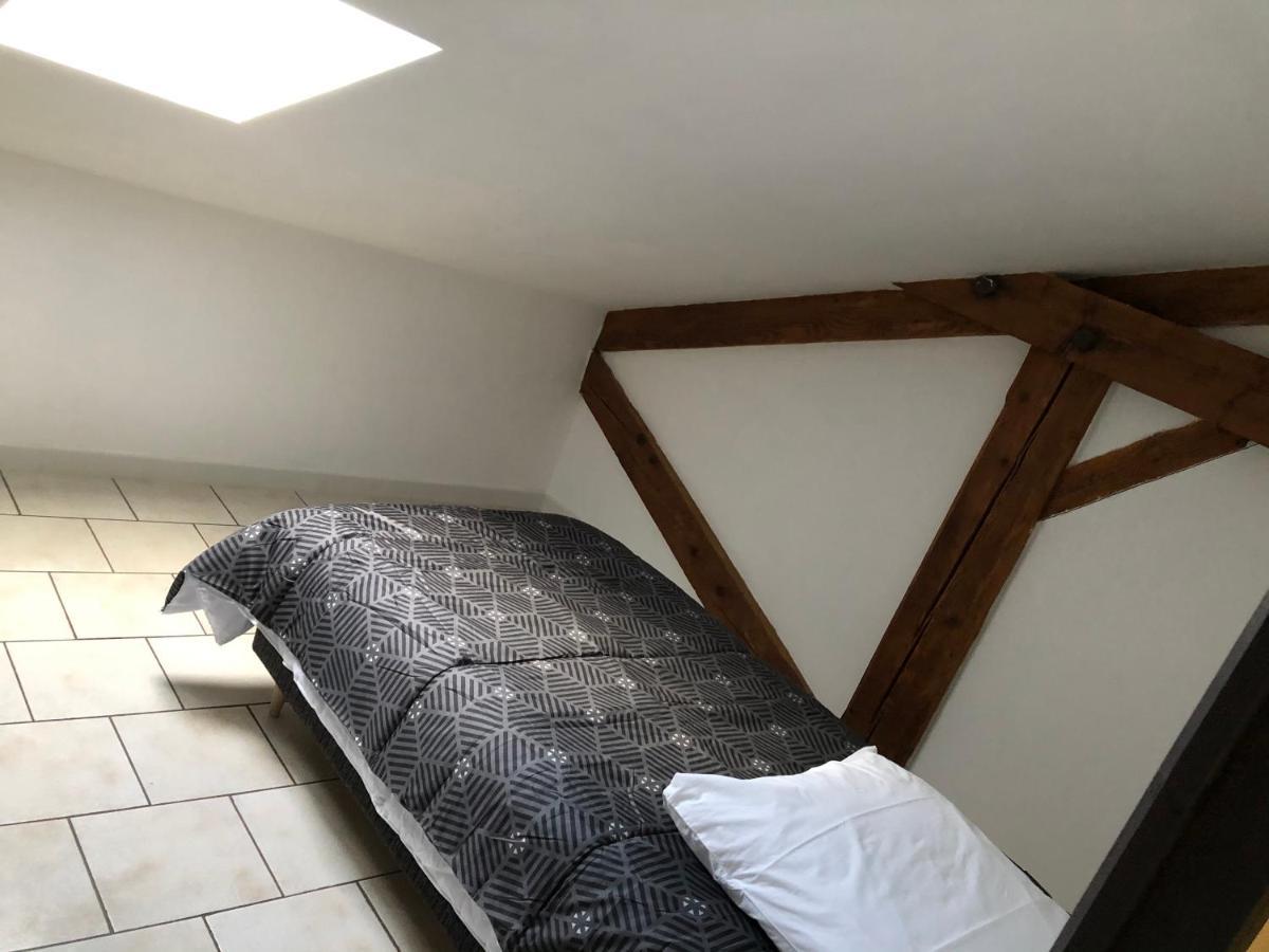 Le Verso Narbonne Luaran gambar